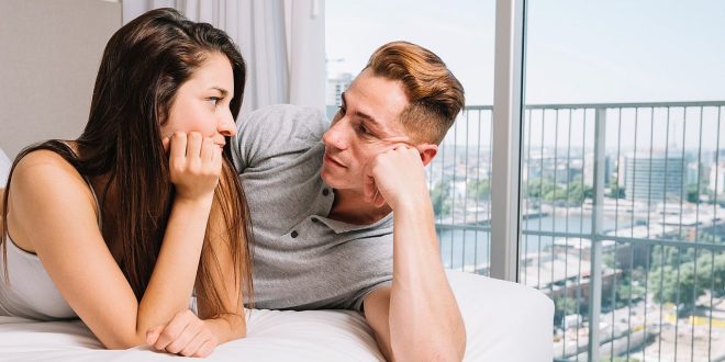 Роль невербального общения во время секса
